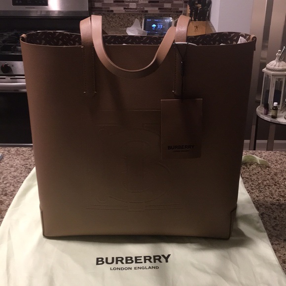 Burberry Handbags - NWT Burberry Monogram Tote Handbag